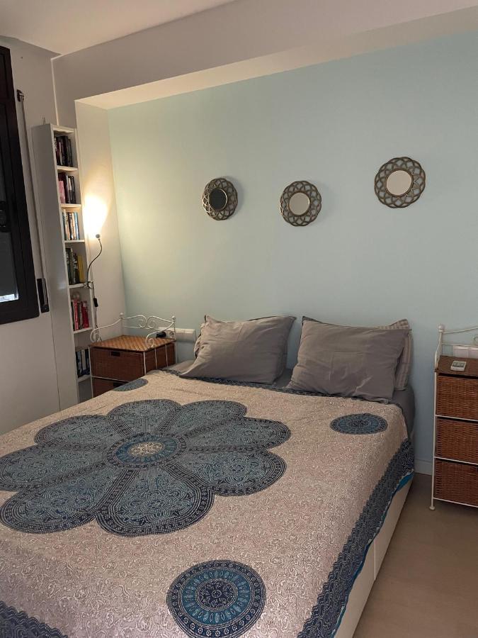Beach Flat With Garden Castelldefels Exterior photo